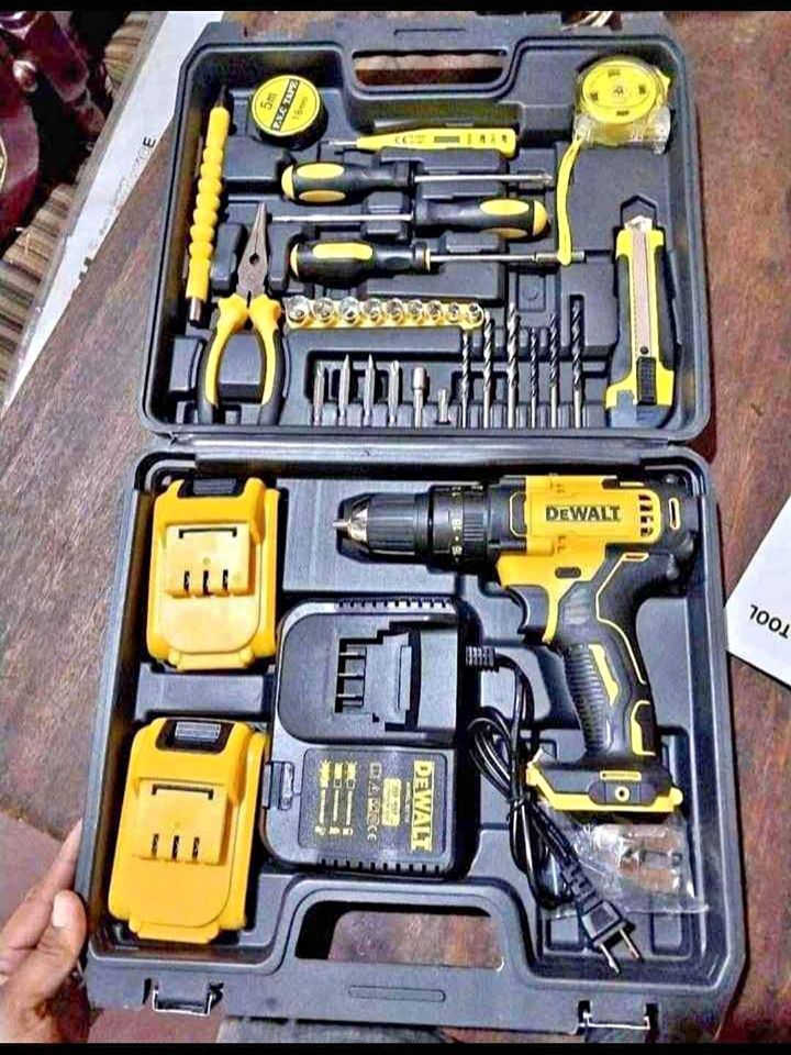 Taladro Dewalt + Kit de Herramientas V Power