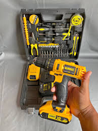 Taladro Dewalt + Kit de Herramientas V Power